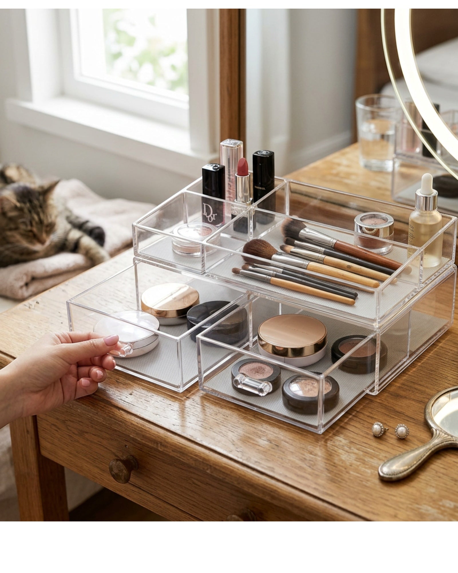 Layeo Clear Acrylic Drawer and Tray Organizer 31 cm Wide - Lifestyle view